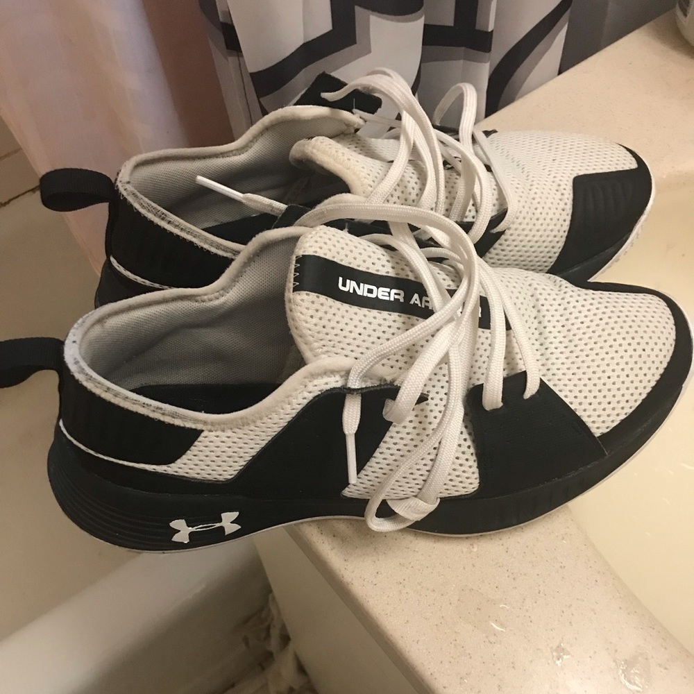 Under Armour shoes RARE
